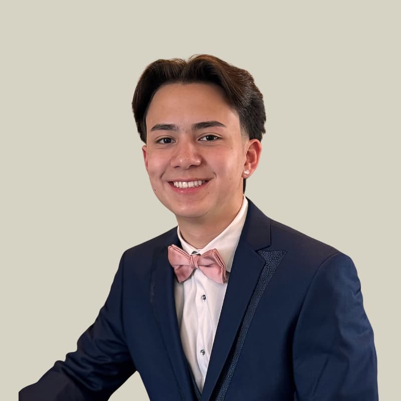 Headshot of Lucas San Jose